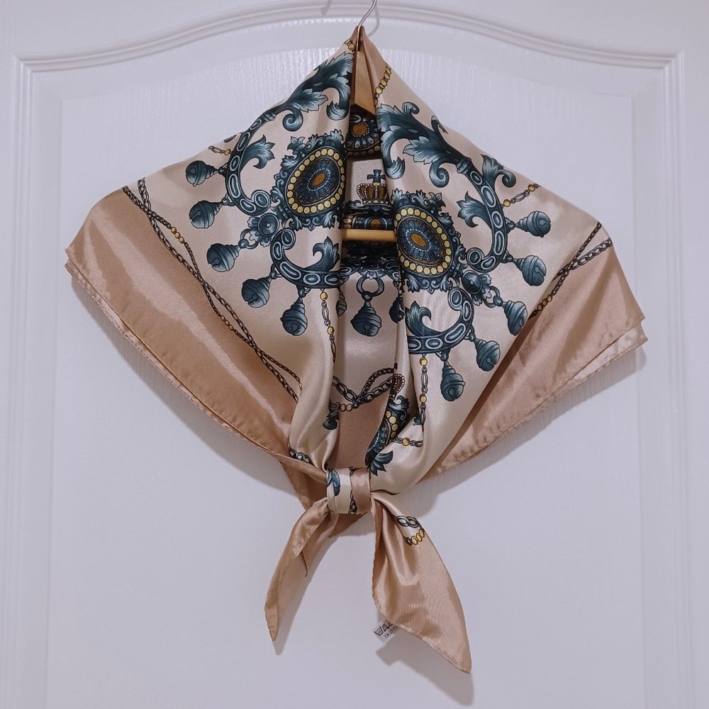 Gorgeous Vintage XXVI Scarf